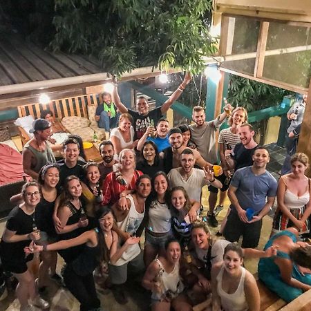 Bella'S Backpackers Cayo Hostel San Ignacio Buitenkant foto